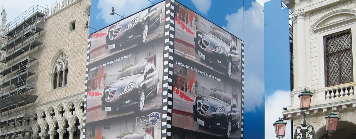 soldagem de tecido em malha de vinil para construção de outdoors em prédios