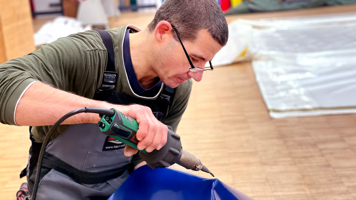 fabricação de lonas com Leister Triac