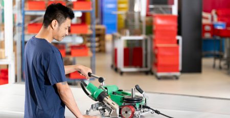 As novas soldadoras automáticas Leister Uniplan