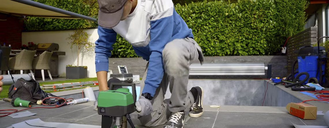 Leister UNIDRIVE 500 na construções de piscinas