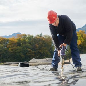 Conserto de geomembrana PEAD com Weldy Booster EX2