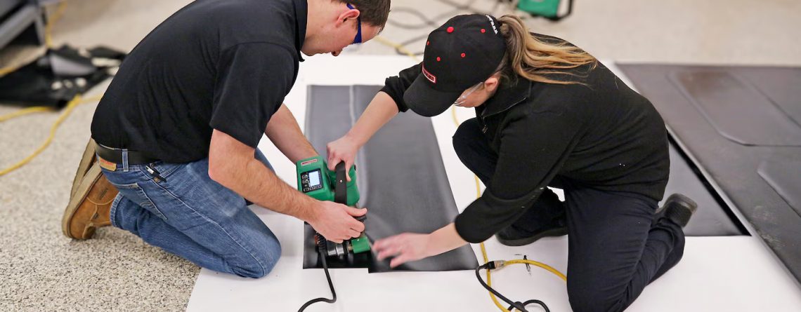 Soldadora automática Leister UNIDRIVE 500 para Geomembranas