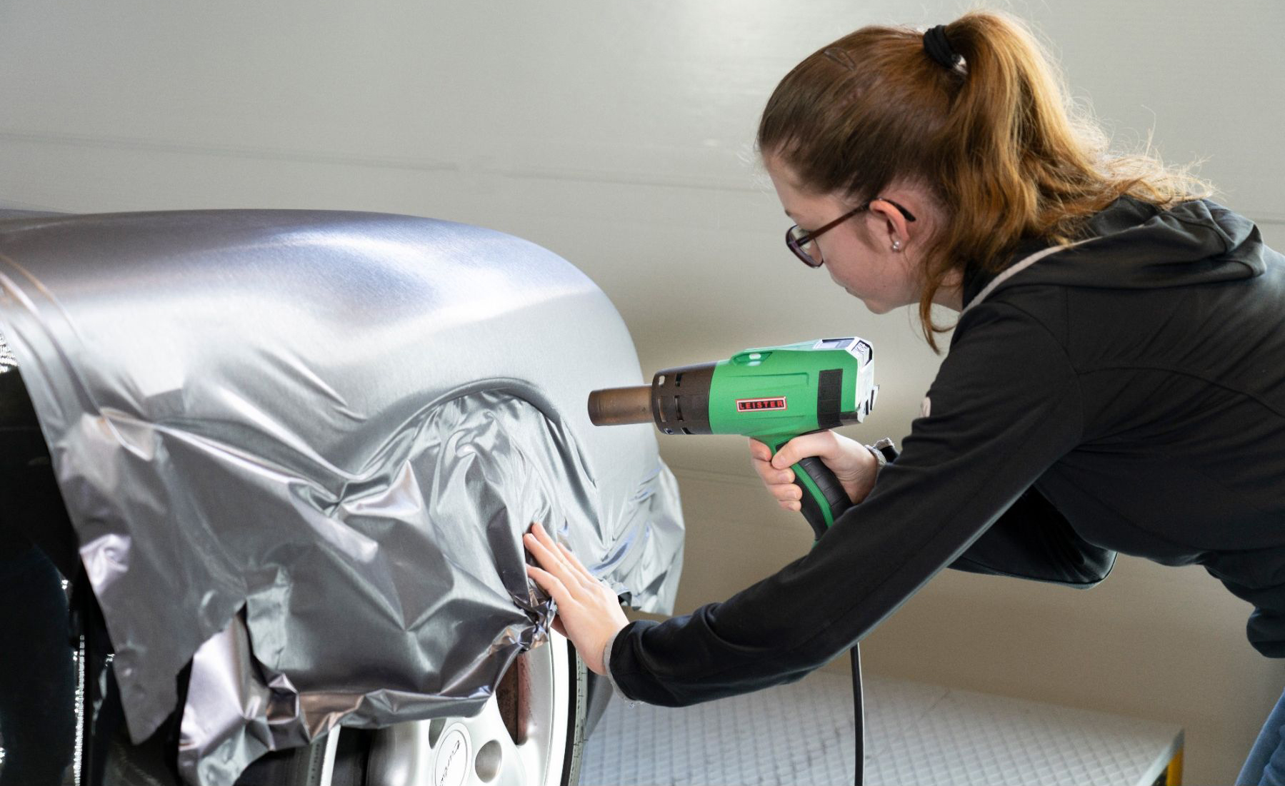 Tecnologia Leister no envelopamento de veículos